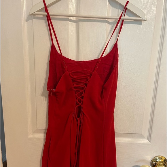 ⭕️ BOGO! Little red dress Urban Outfitters size M - Picture 2 of 3